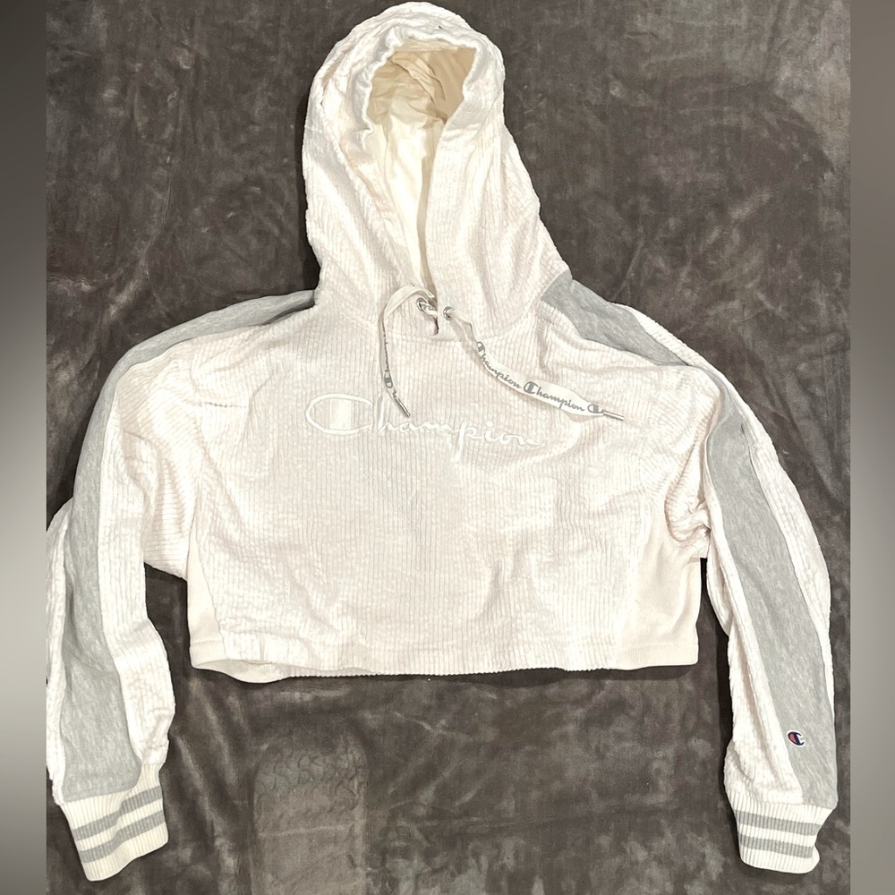 Cropped hoodie!
